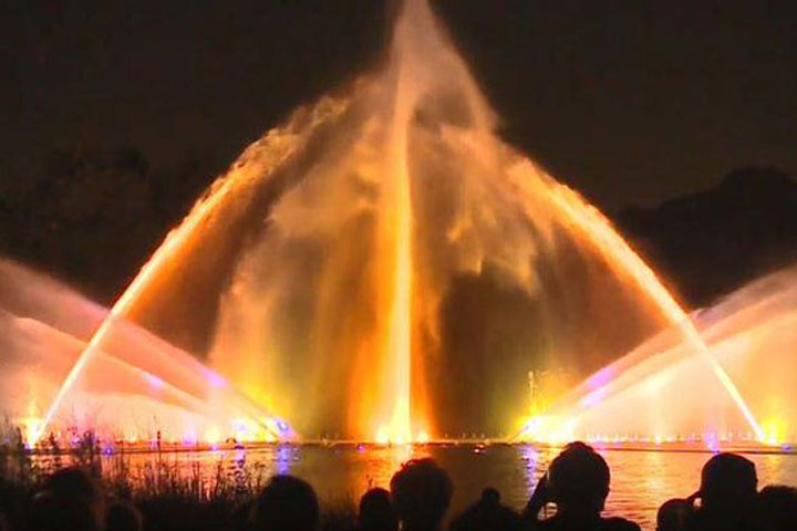Planten un Blomen Hamburg – Blick auf die Wasserlichtspiele